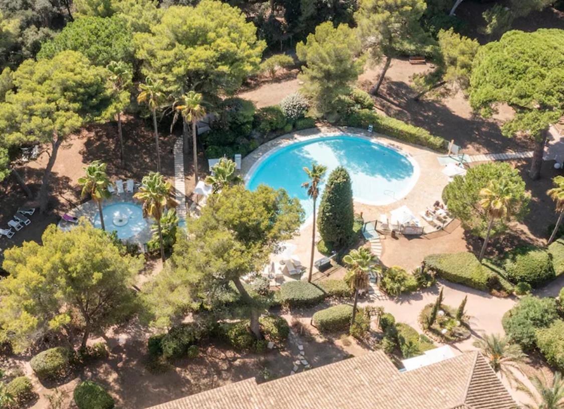 La Badine 5P Plage Piscine Clim Jacuzzi Parc Luxuriant Hyères Exterior foto